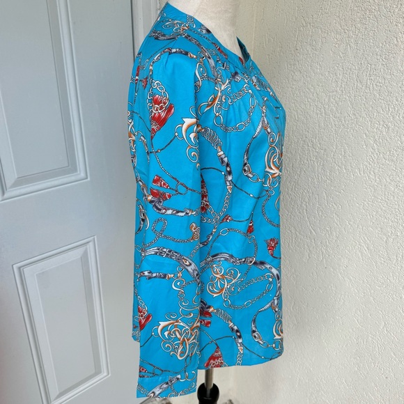 Women’s Blue Chain Print, Long Sleeve Blouse. Round Neck. Button down. S… - Picture 3 of 8